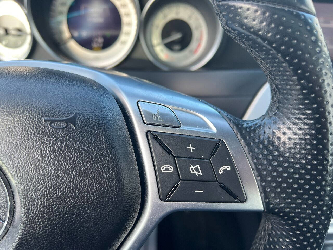 Used 2013 Mercedes-Benz C 300 4MATIC Sedan image 27