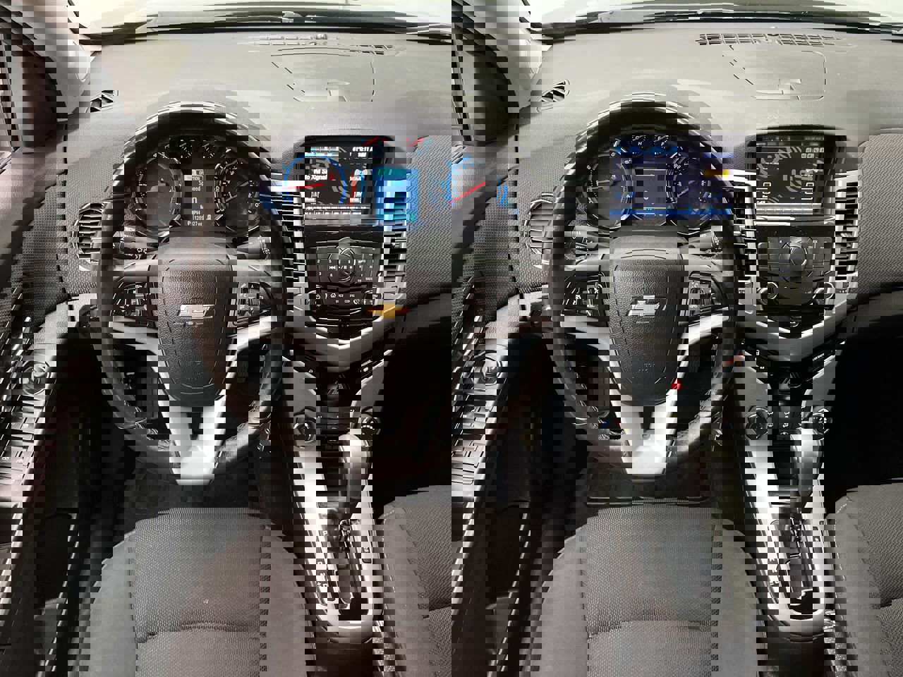 Used 2014 Chevrolet Cruze LT w/ RS Package FWD image 12