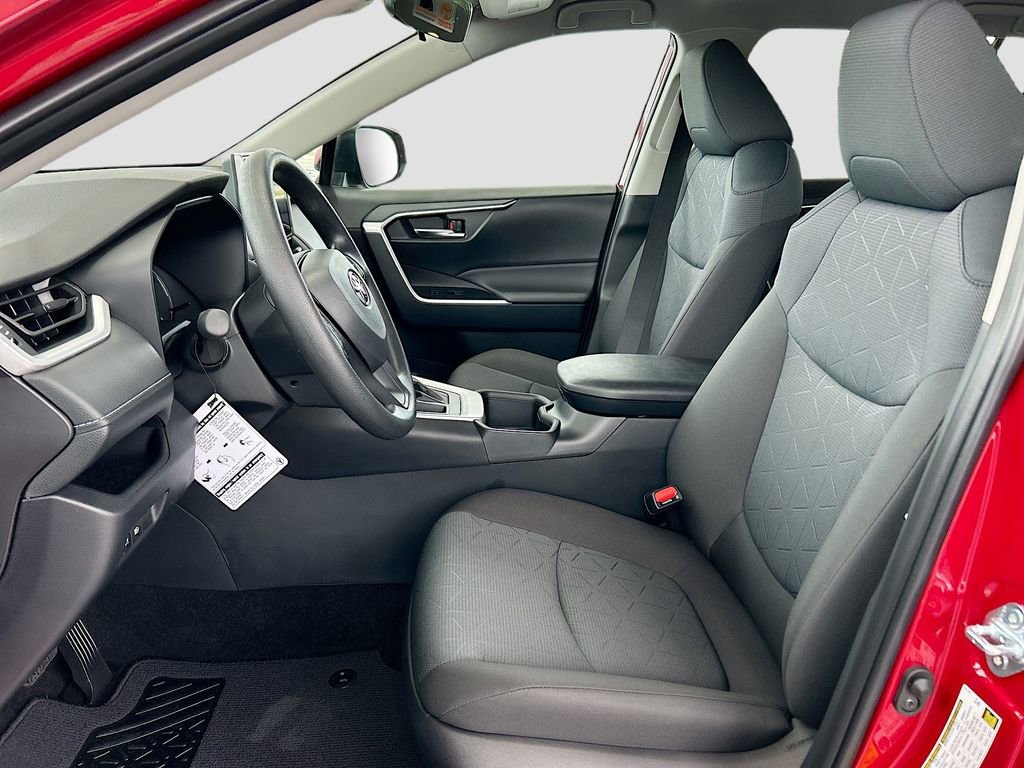 New 2025 Toyota RAV4 XLE image 17