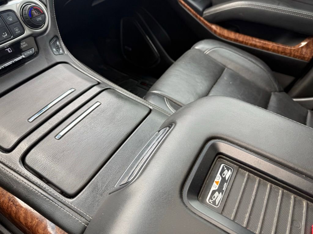 Used 2018 Chevrolet Tahoe Premier AWD/4WD image 15