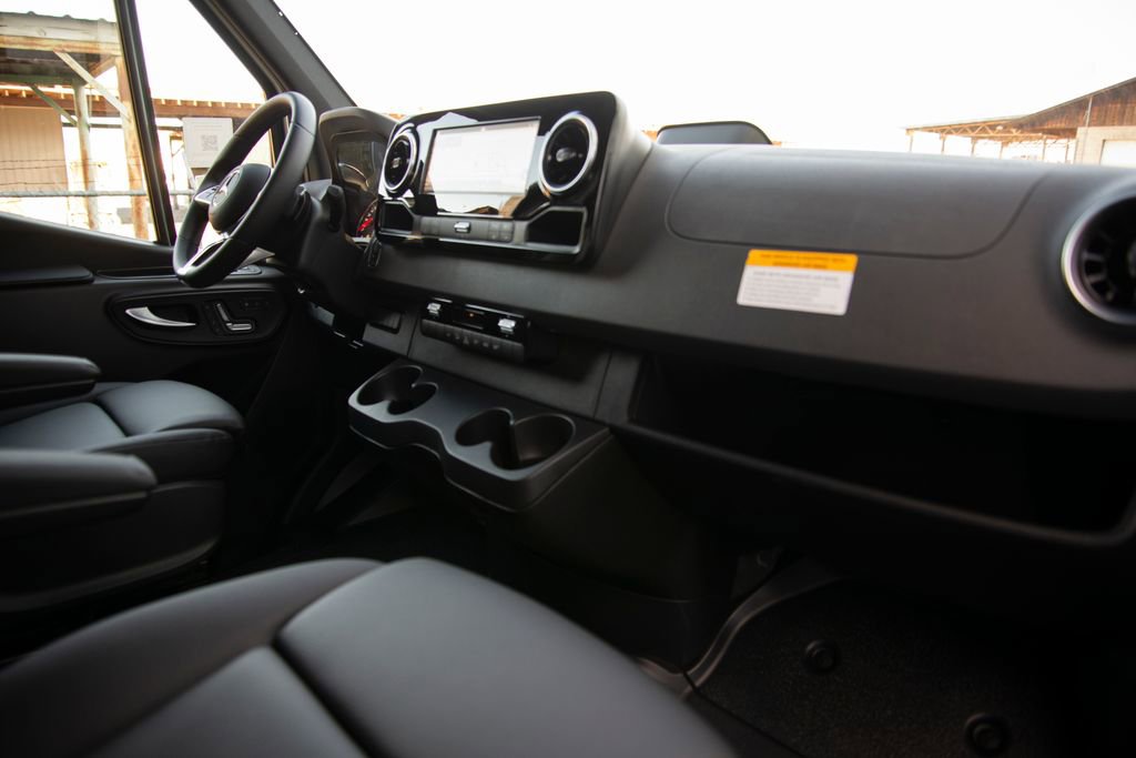 New 2026 Mercedes-Benz Sprinter 2500 image 14