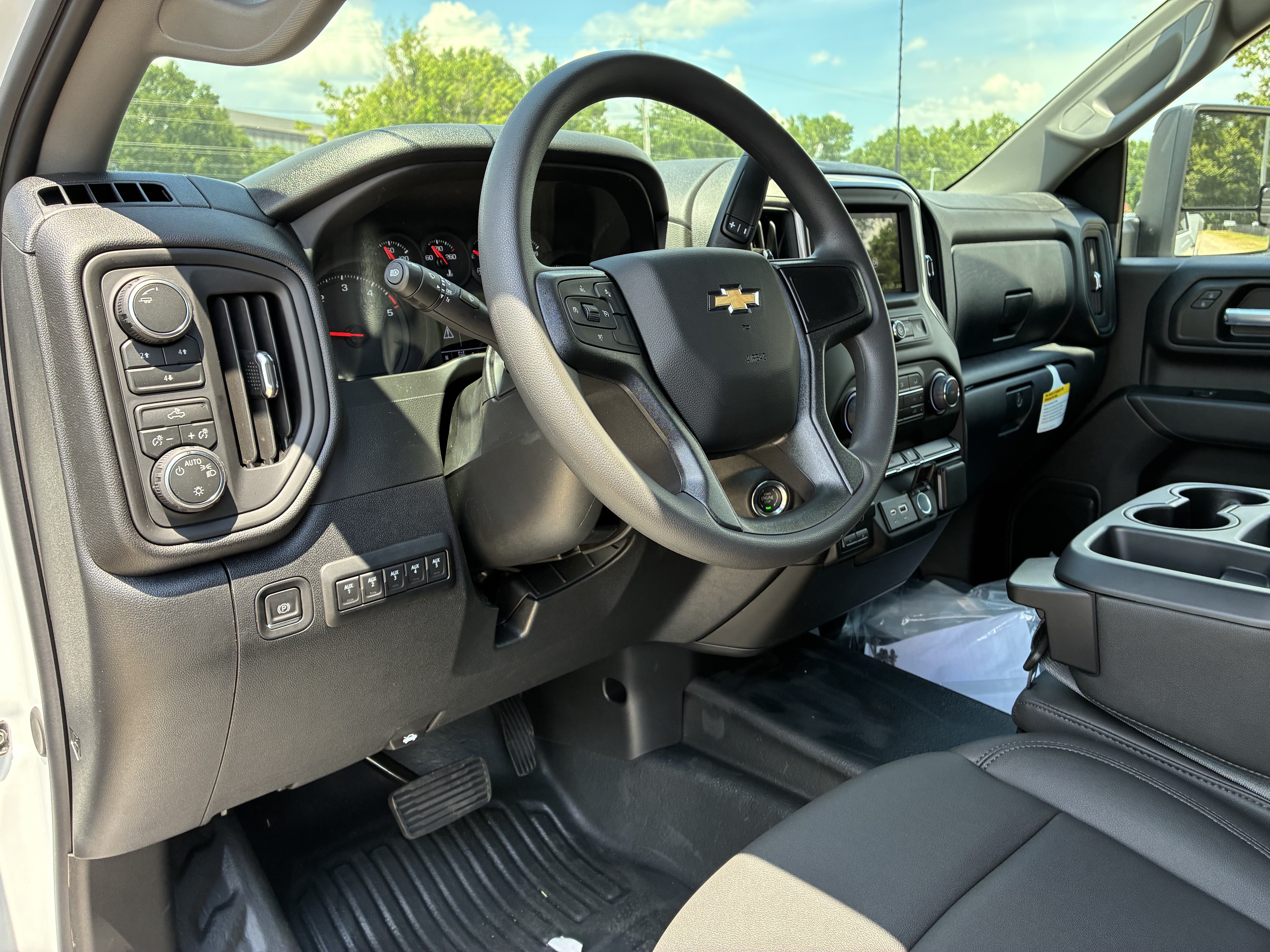 New 2026 Chevrolet Silverado 3500 W/T w/ WT Convenience Package AWD/4WD image 27
