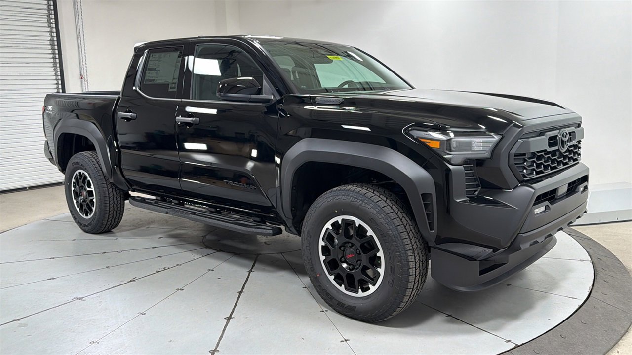 New 2026 Toyota Tacoma TRD Off-Road image 3