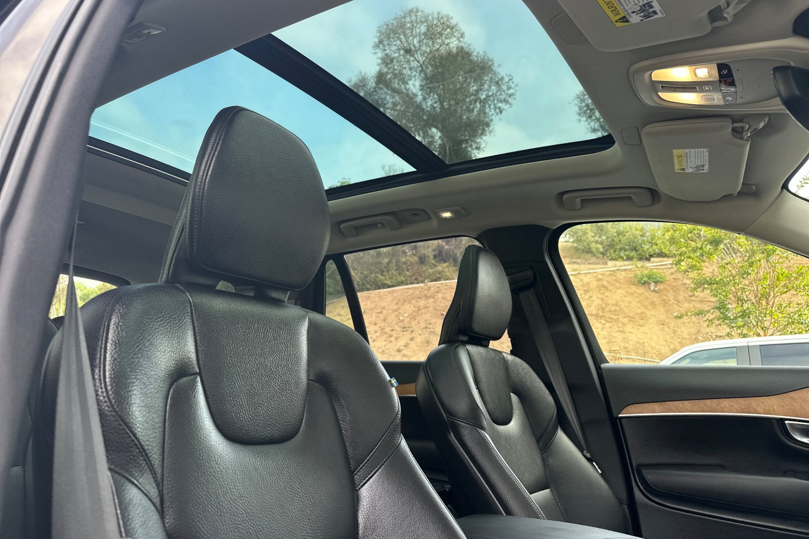 Certified 2025 Volvo XC90 B6 Plus AWD/4WD image 20