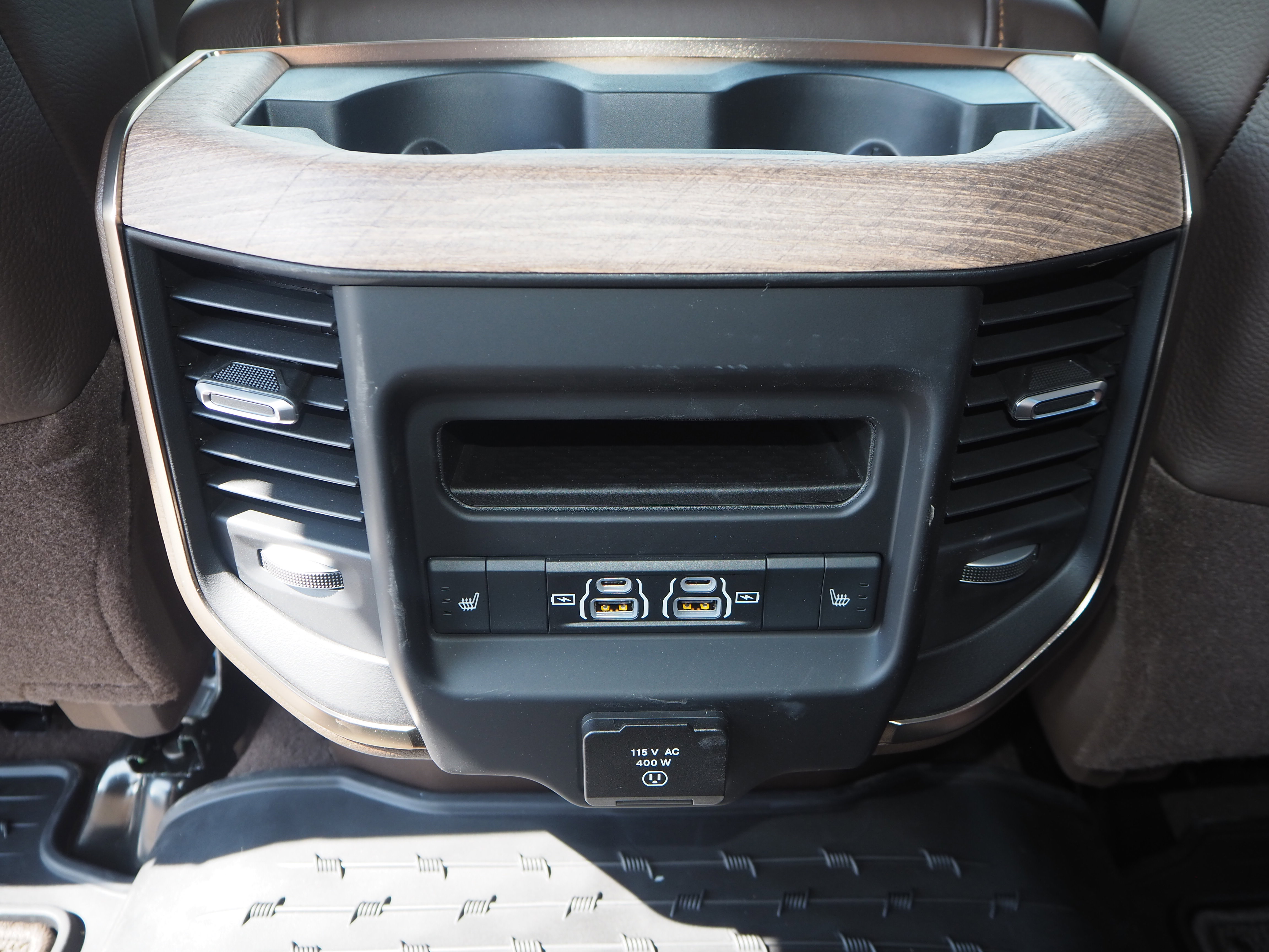 New 2025 RAM 2500 Limited AWD/4WD image 15