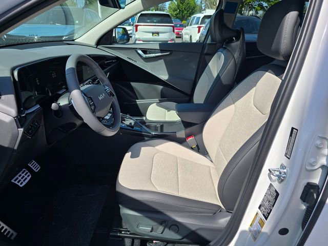 New 2026 Kia Niro SX Touring FWD image 19
