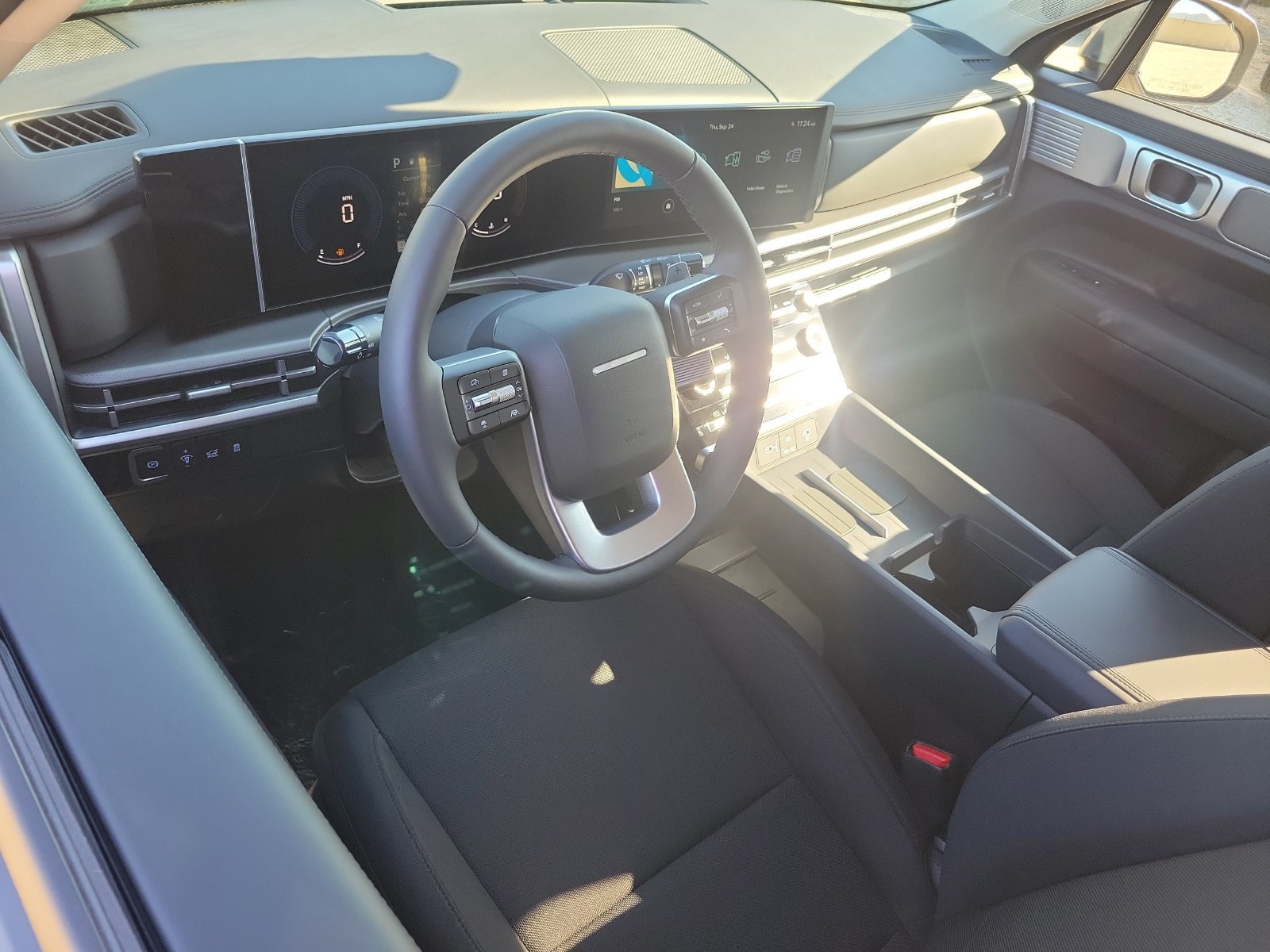 New 2027 Hyundai Santa Fe SE FWD image 6