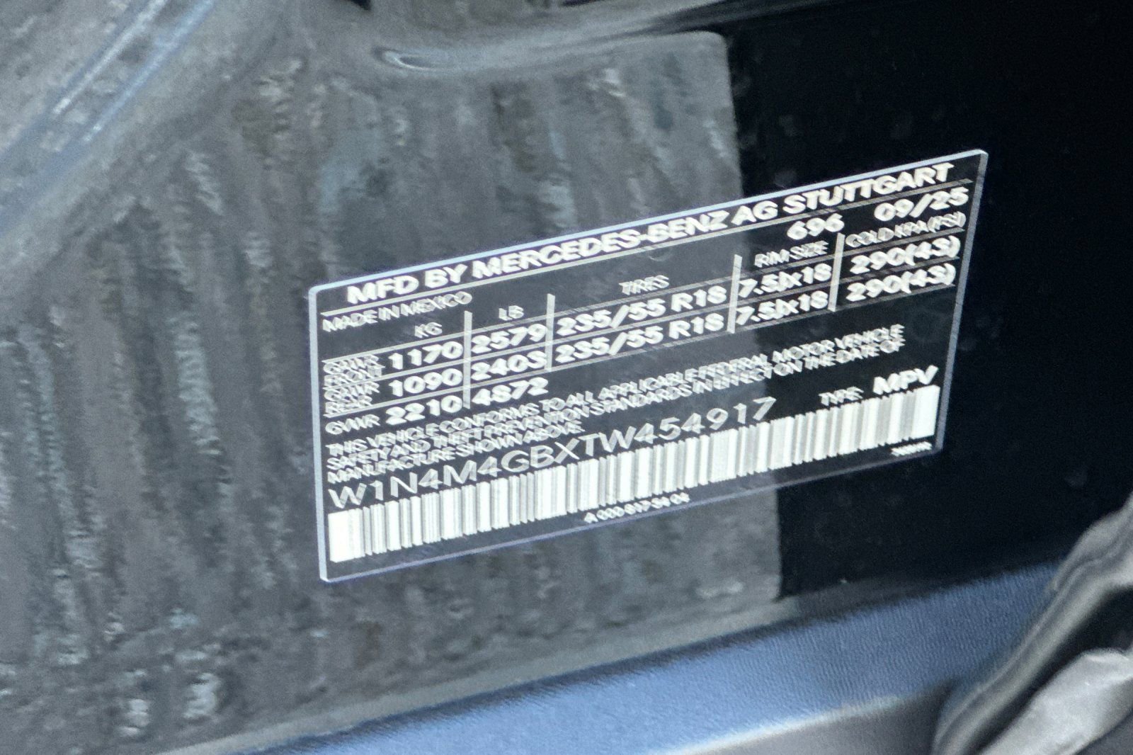 New 2026 Mercedes-Benz GLB 250 image 36