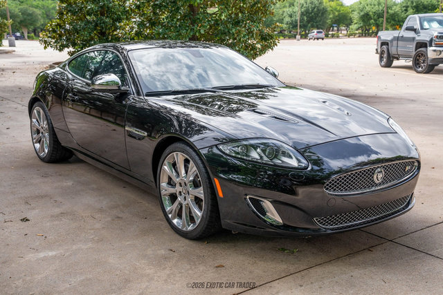 Used 2013 Jaguar XKR R RWD image 10
