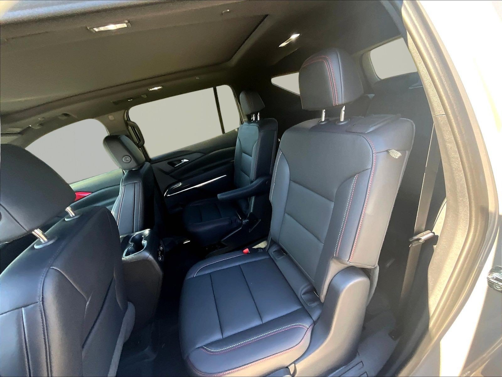 Used 2026 Chevrolet Traverse Z71 w/ Driver Confidence Package AWD/4WD image 21