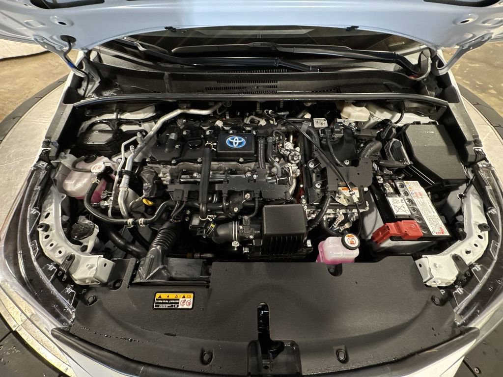 Used 2024 Toyota Corolla SE image 32