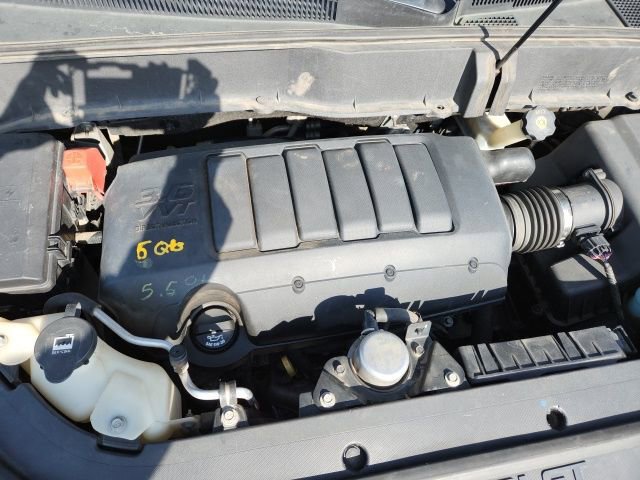 Used 2010 Chevrolet Traverse LT FWD image 32