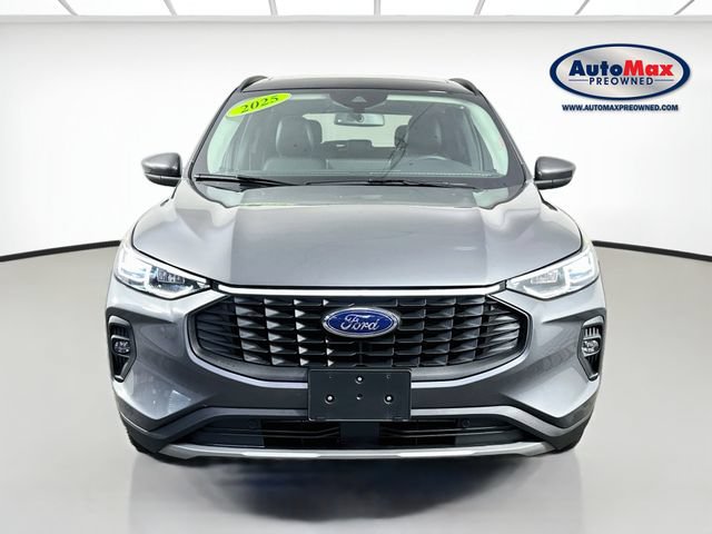 Used 2025 Ford Escape Platinum AWD/4WD image 7