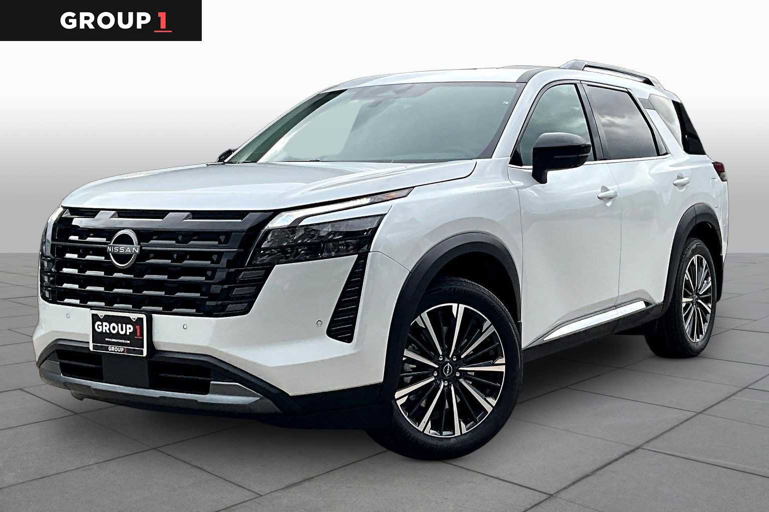 New 2026 Nissan Pathfinder Platinum image 1