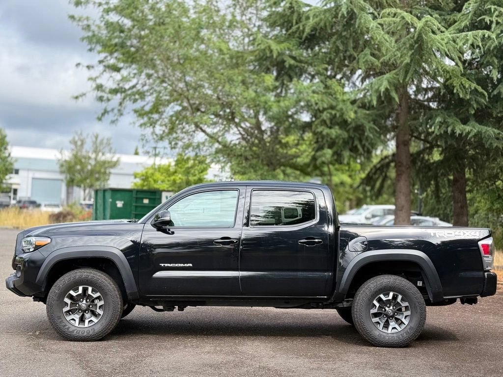 Certified 2023 Toyota Tacoma TRD Off-Road w/ TRD Premium Off Road Package AWD/4WD image 2