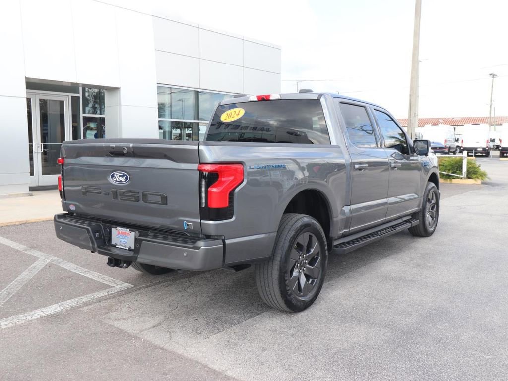 Used 2024 Ford F150 Lightning Flash AWD/4WD image 15
