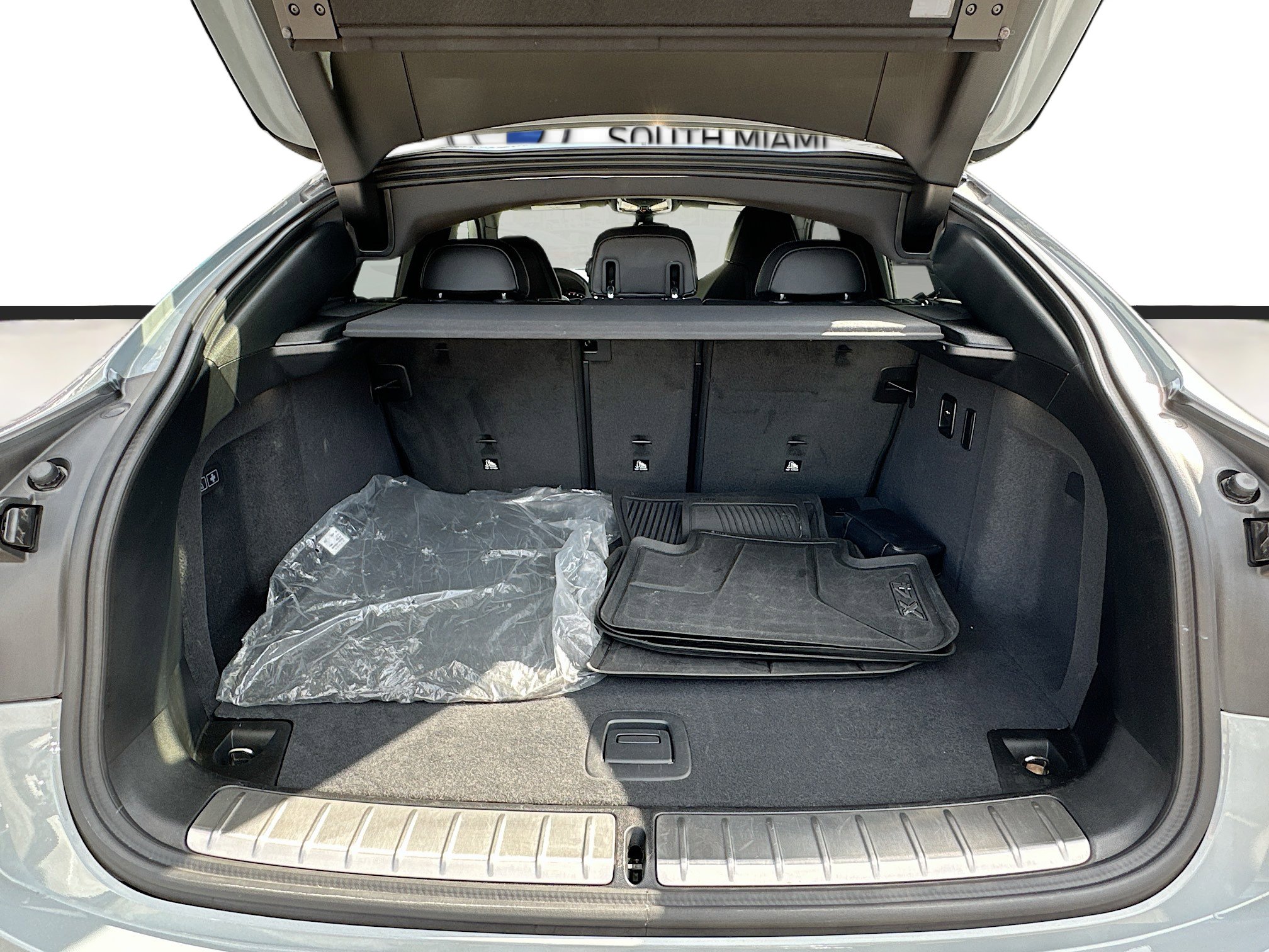 Used 2023 BMW X4 M w/ Competition Package image 28