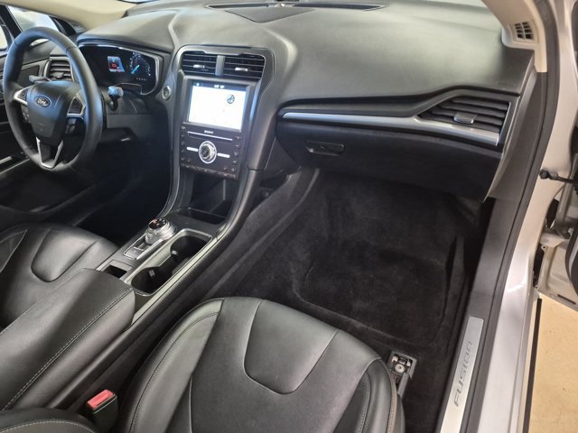 Used 2017 Ford Fusion Titanium FWD image 21