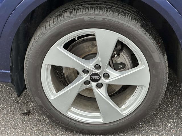 Certified 2025 Audi Q5 Premium Plus w/ Premium Plus image 10