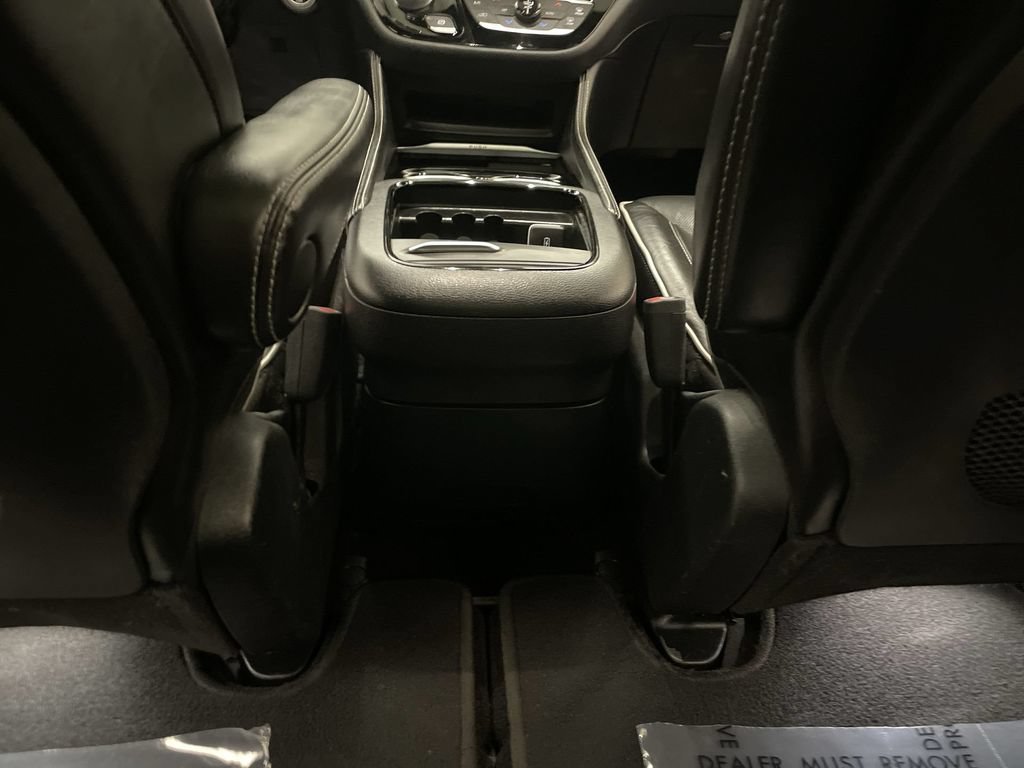 Used 2022 Chrysler Pacifica Limited w/ S Appearance Package AWD/4WD image 16