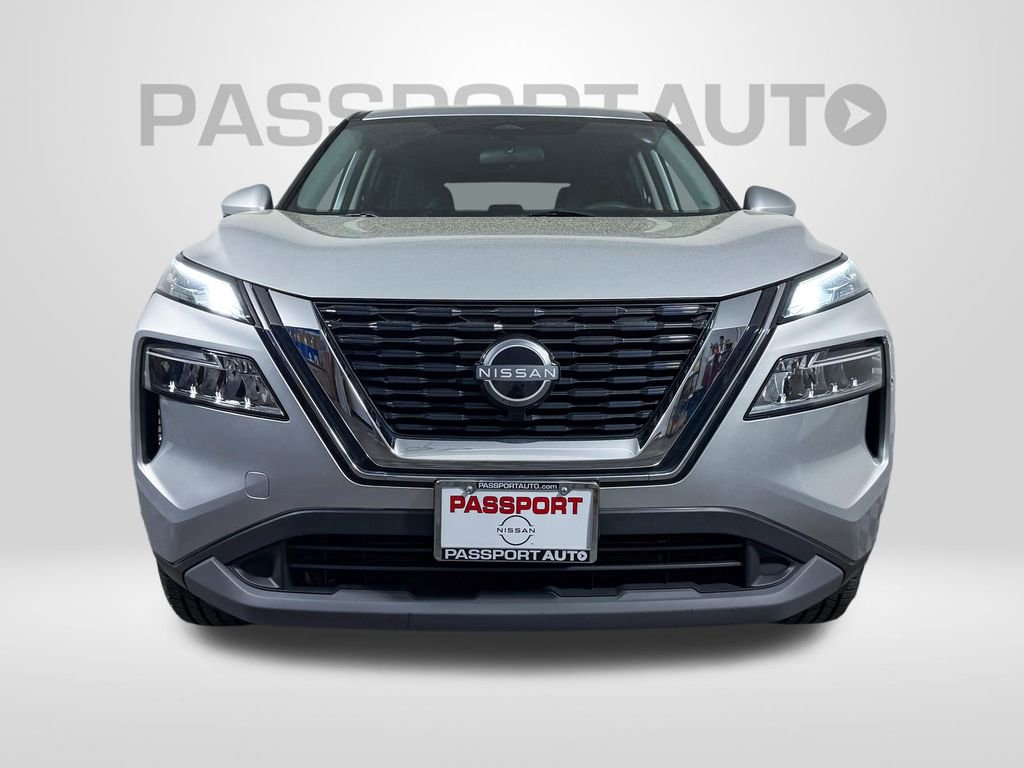 Certified 2023 Nissan Rogue SV image 2