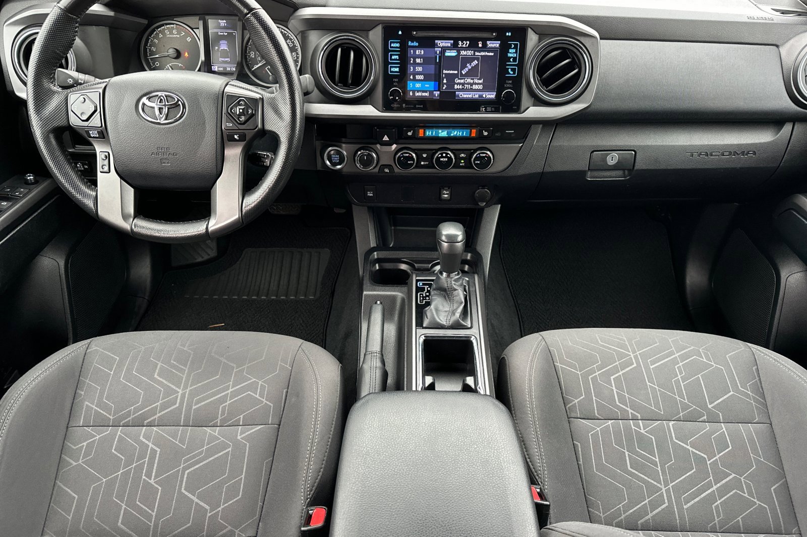 Used 2016 Toyota Tacoma TRD Sport image 13