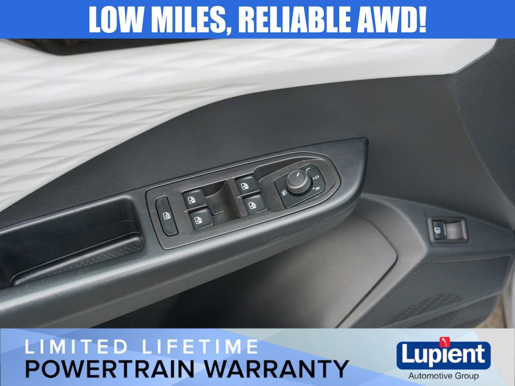 Used 2024 Volkswagen Taos S image 14