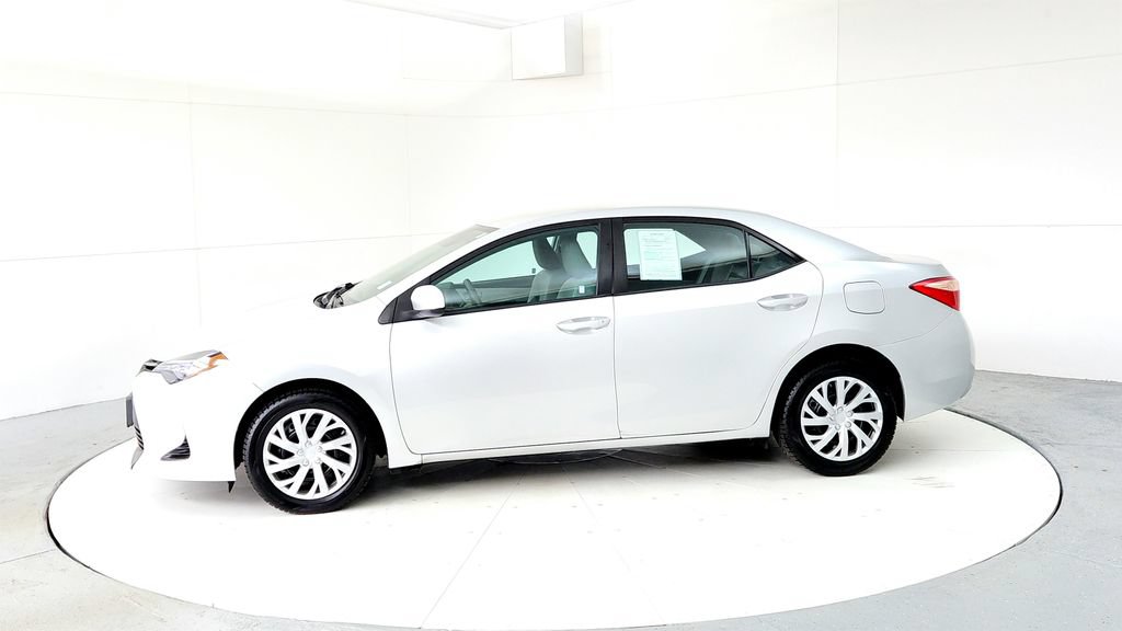Certified 2019 Toyota Corolla LE FWD image 3