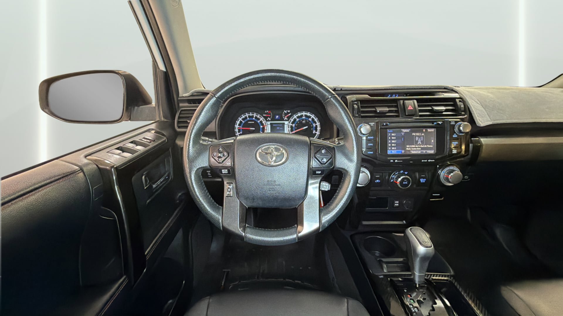 Used 2019 Toyota 4Runner TRD Pro AWD/4WD image 17