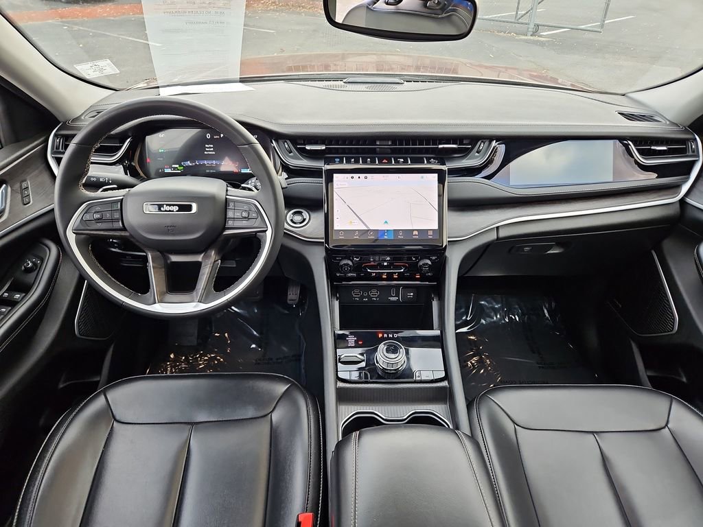 Used 2024 Jeep Grand Cherokee Limited 4xe image 9
