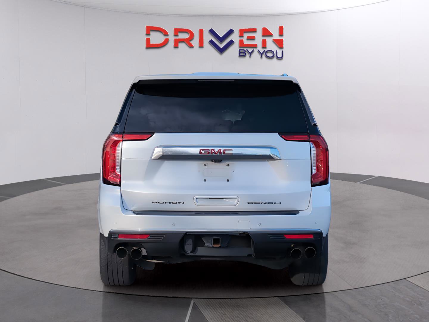 Used 2021 GMC Yukon Denali w/ Denali Premium Package image 4