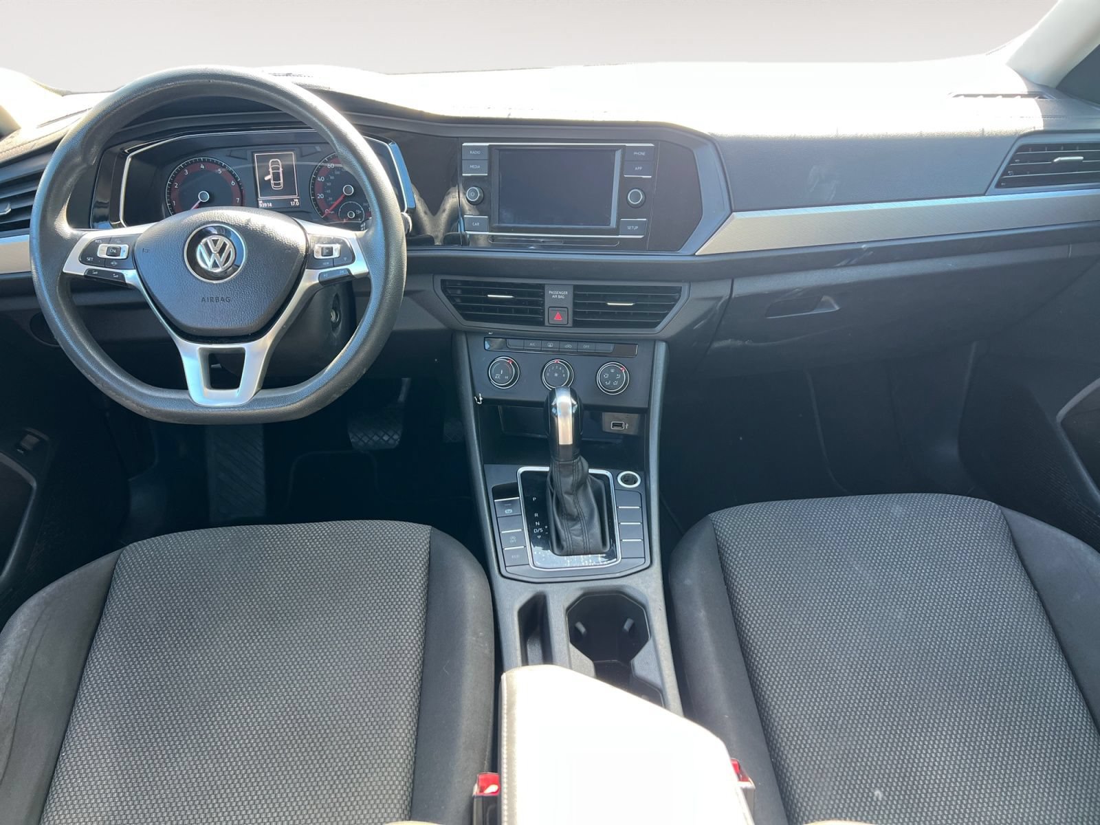 Used 2019 Volkswagen Jetta SE FWD image 10