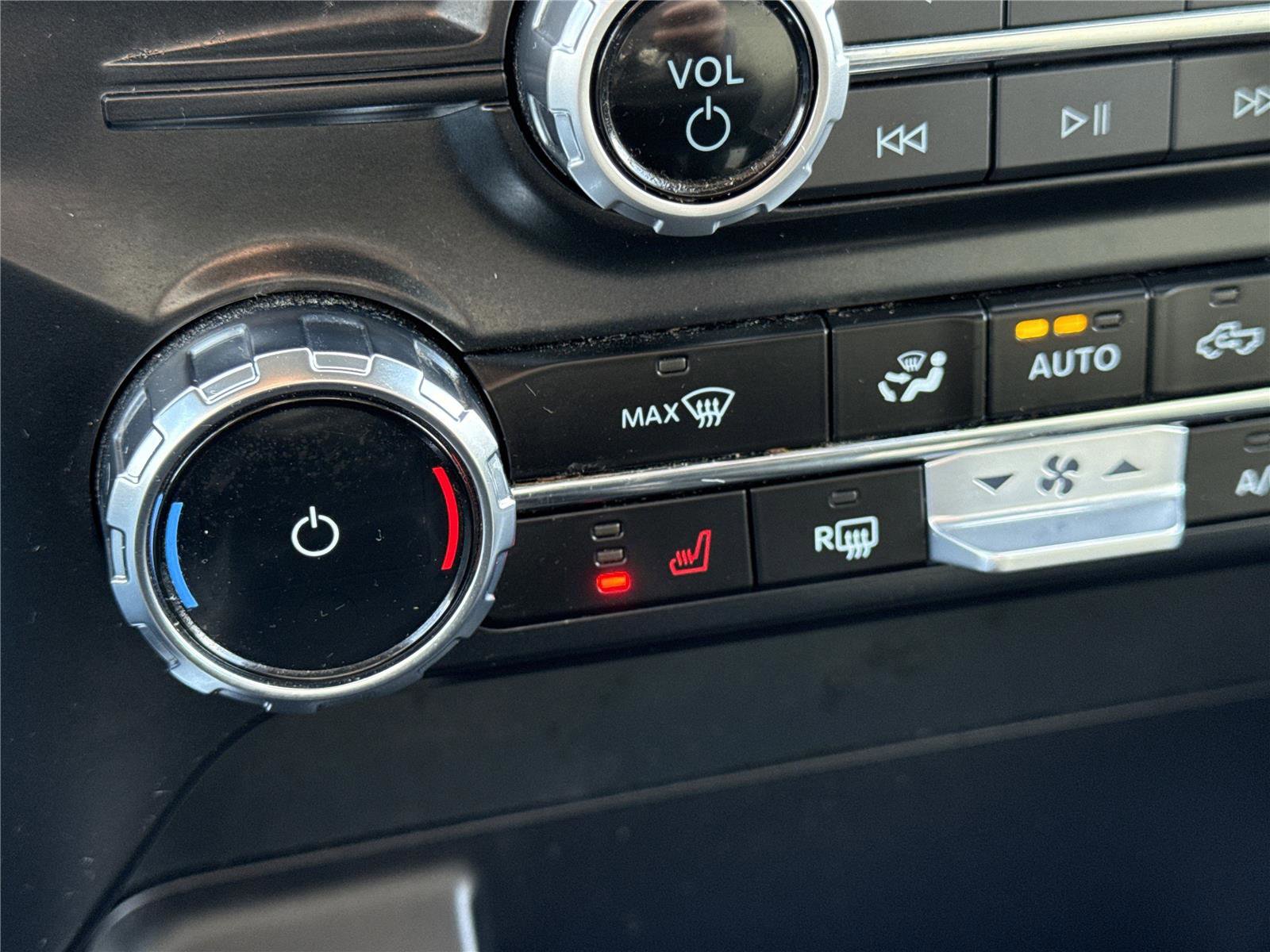 Used 2024 Ford F150 XLT w/ Equipment Group 302A MID image 27