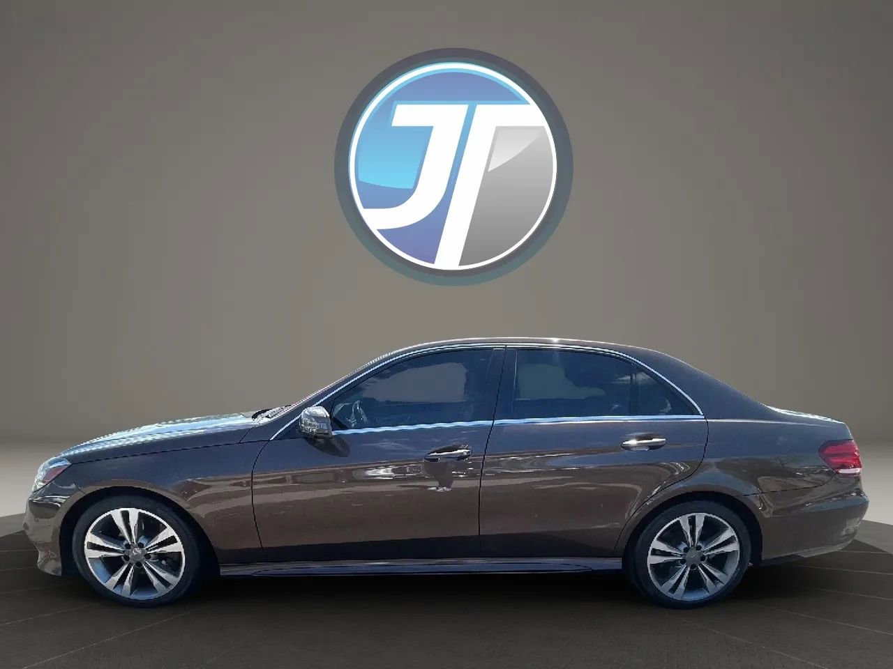 Used 2014 Mercedes-Benz E 350 Sedan image 15
