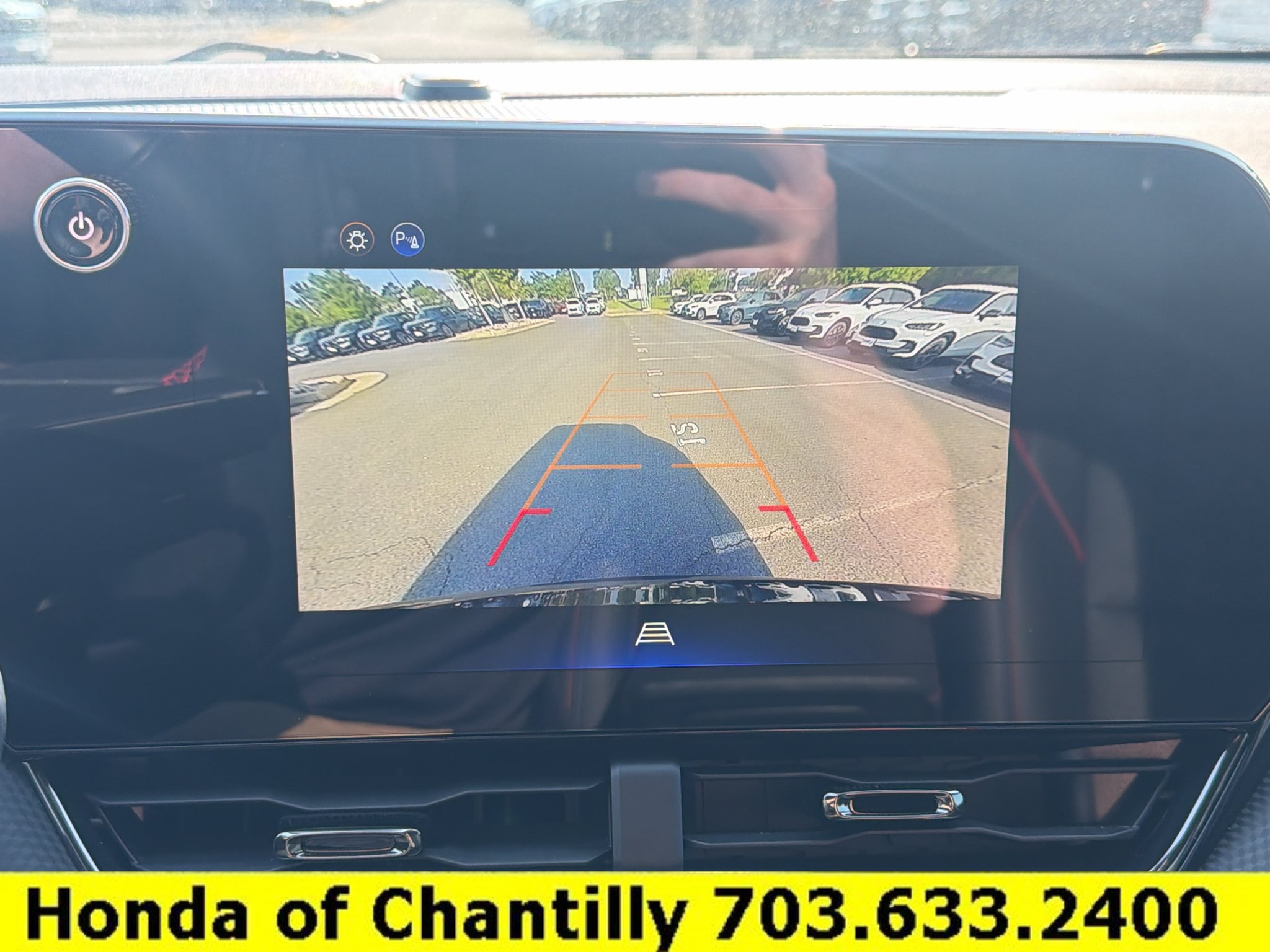 Used 2025 Chevrolet Equinox RS FWD image 17