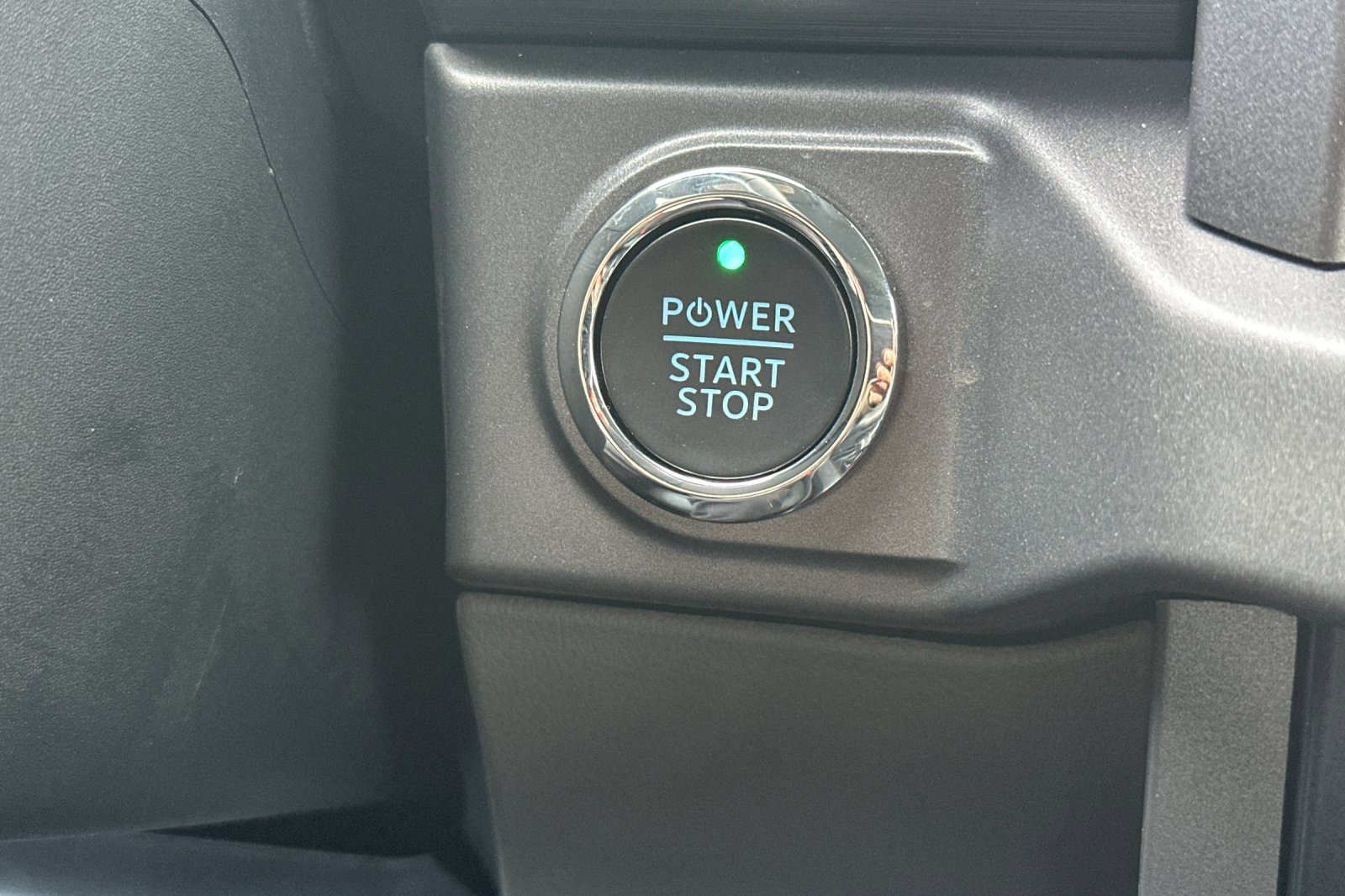 New 2025 Ford F150 Lightning XLT image 22