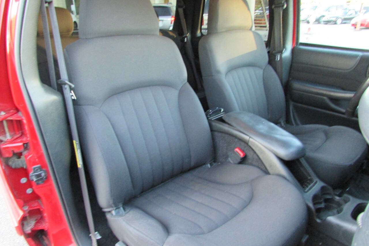 Used 2003 Chevrolet Blazer LS w/ Preferred Equipment Group image 25