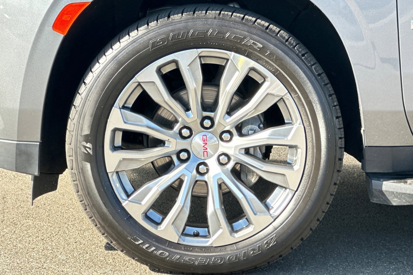 Used 2021 GMC Yukon XL Denali w/ LPO, Illumination Package image 35