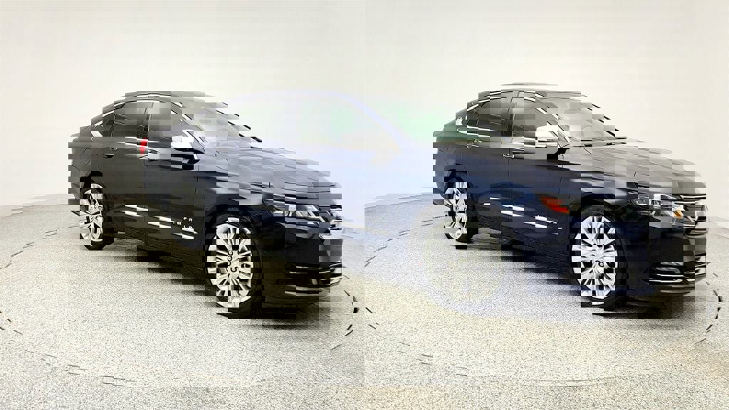 Used 2016 Chevrolet Impala LTZ w/ Enhanced Convenience Package image 3