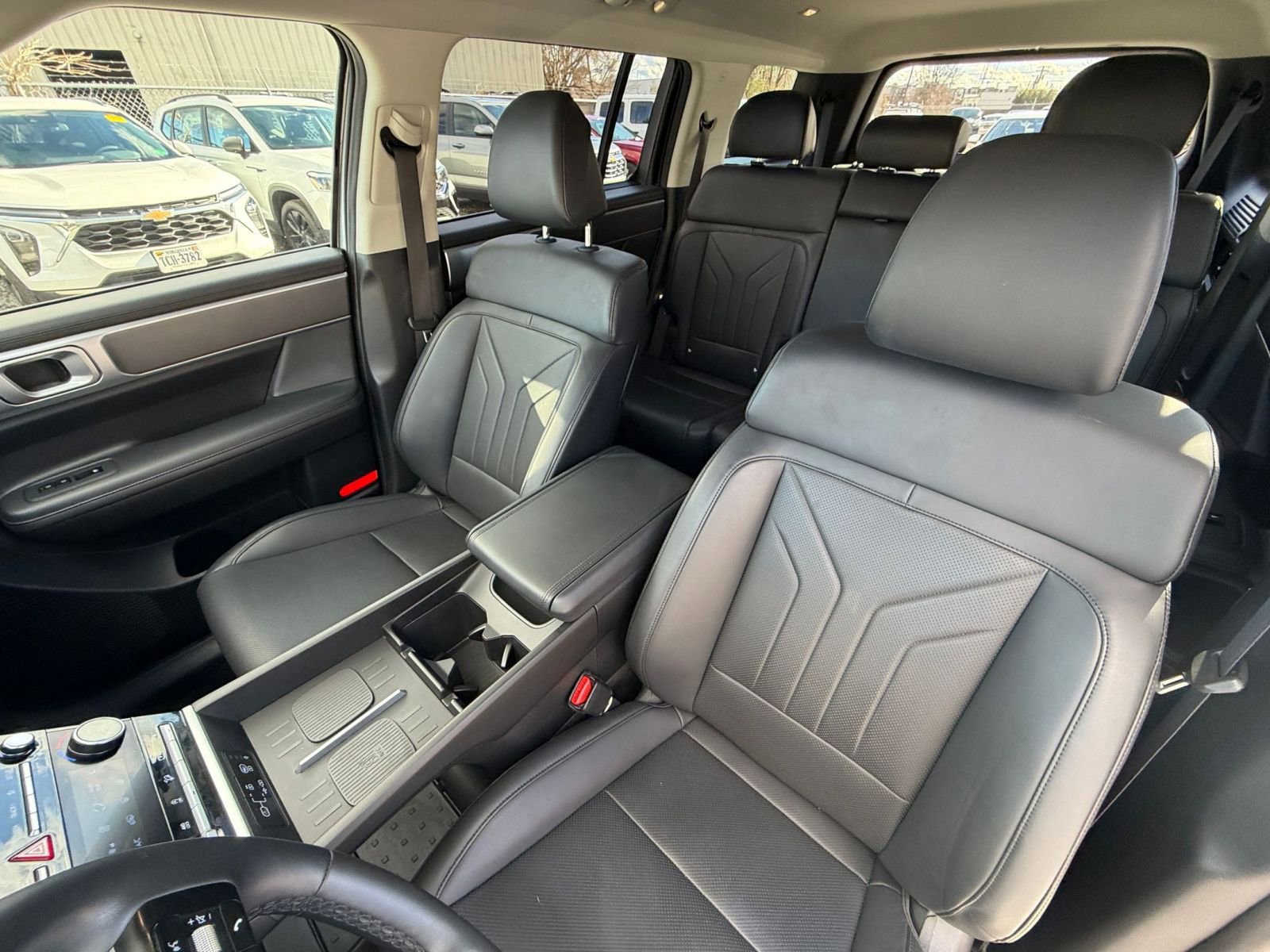 Used 2025 Hyundai Santa Fe SEL image 38