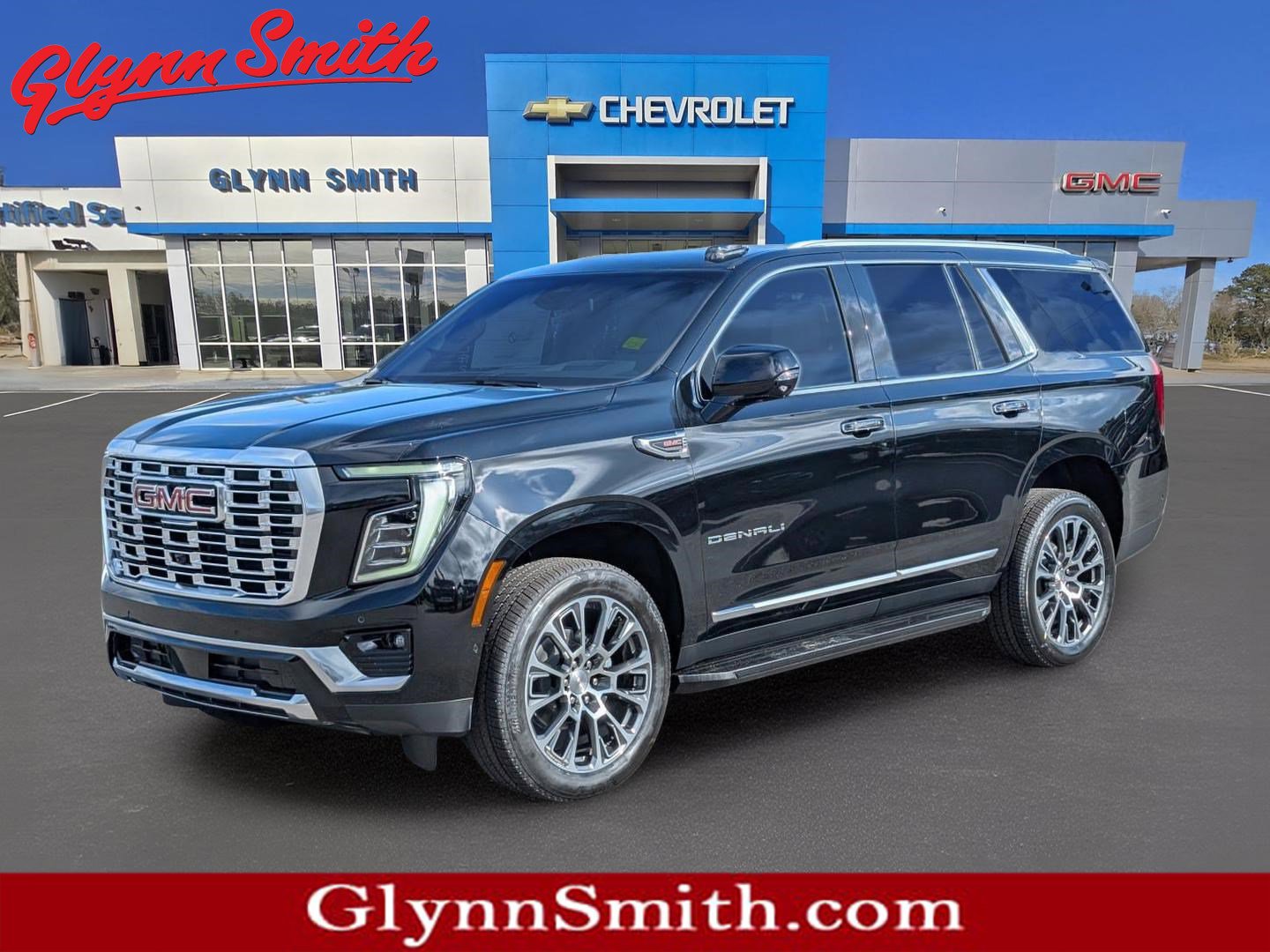 Used 2025 GMC Yukon Denali AWD/4WD image 1