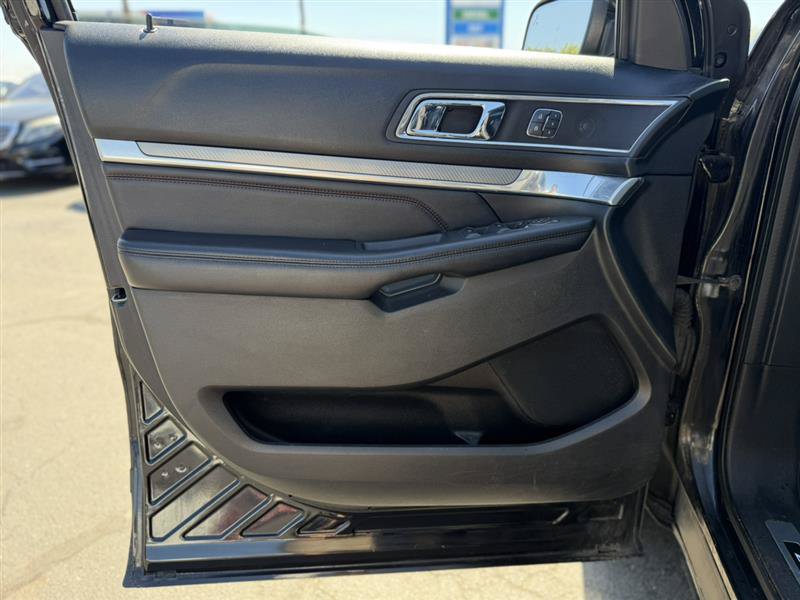 Used 2016 Ford Explorer Sport w/ Equipment Group 401A AWD/4WD image 8