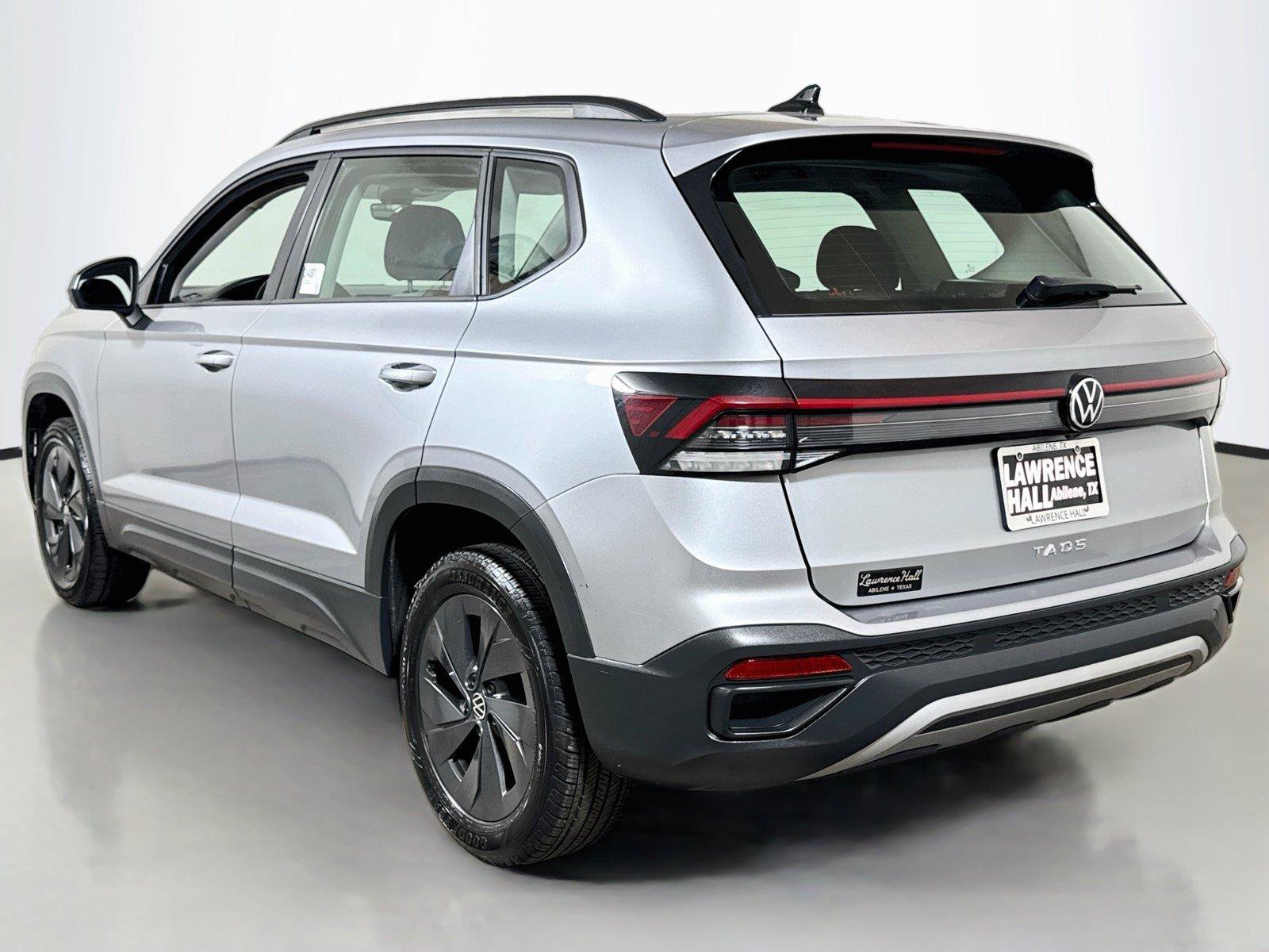 Used 2025 Volkswagen Taos S FWD image 6