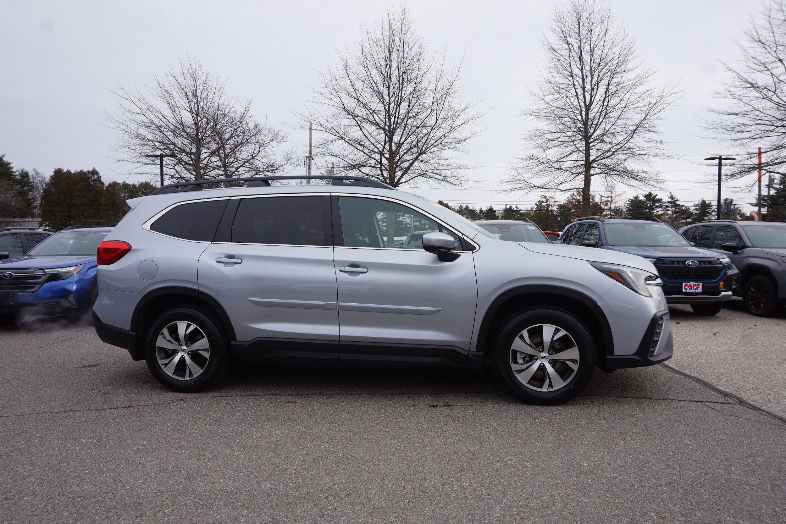 Certified 2025 Subaru Ascent Premium image 4