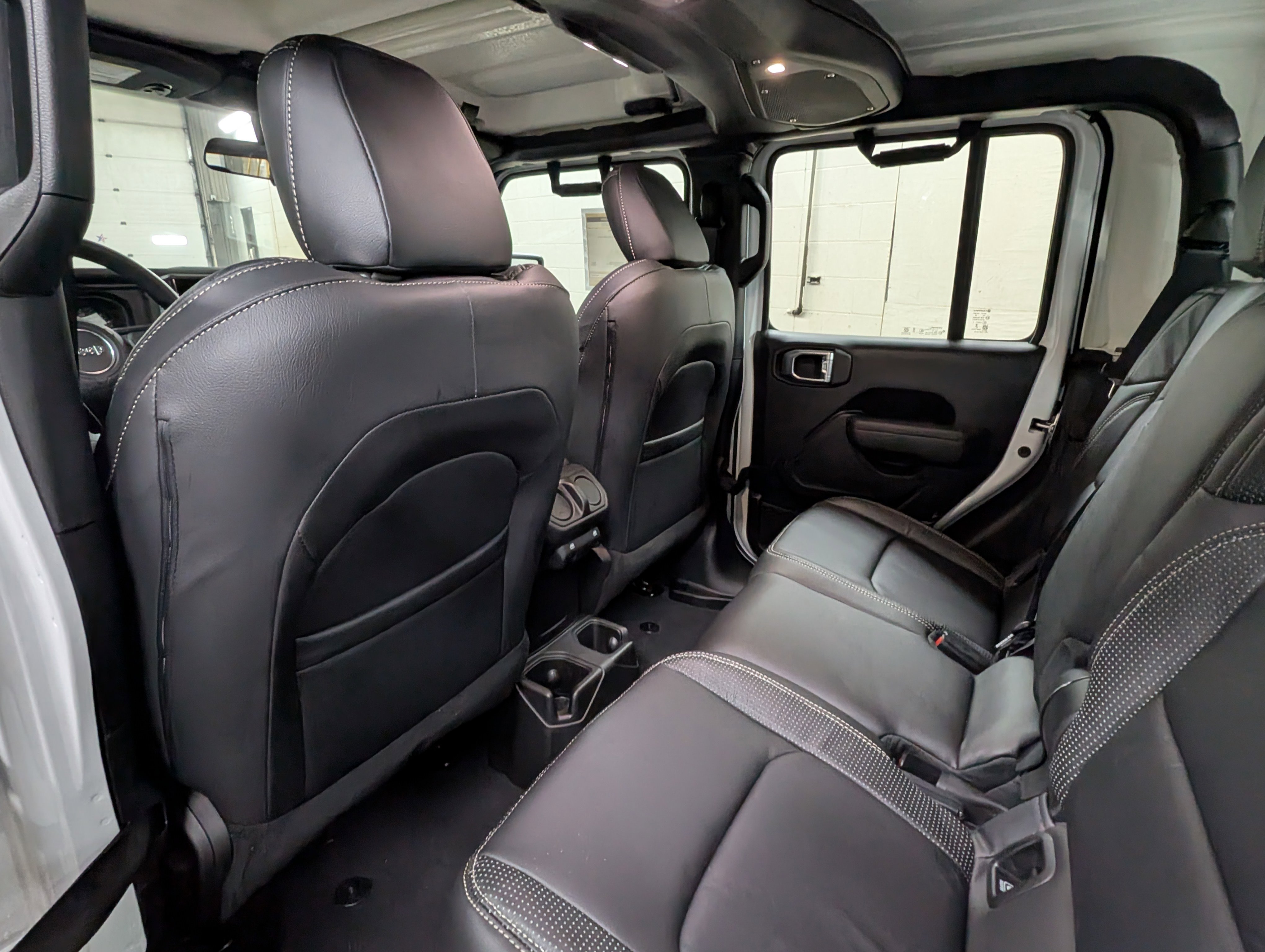 New 2026 Jeep Gladiator Sport AWD/4WD image 9