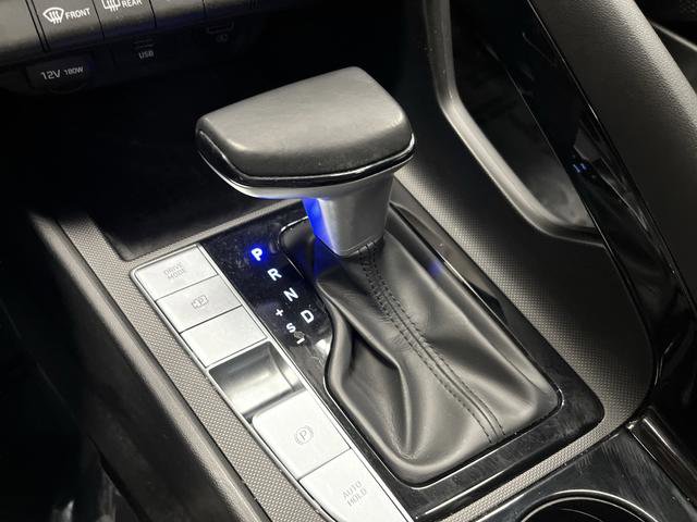 Used 2021 Hyundai Elantra Limited image 21