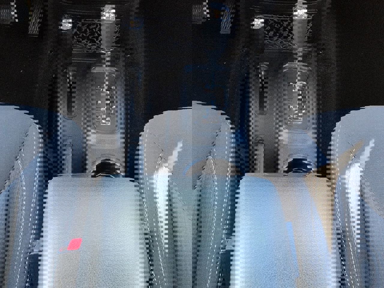 Used 2016 Jeep Wrangler Unlimited Sahara image 19