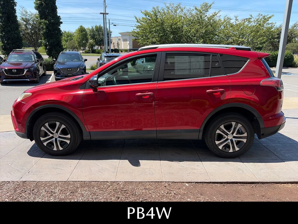 Used 2016 Toyota RAV4 LE FWD image 9