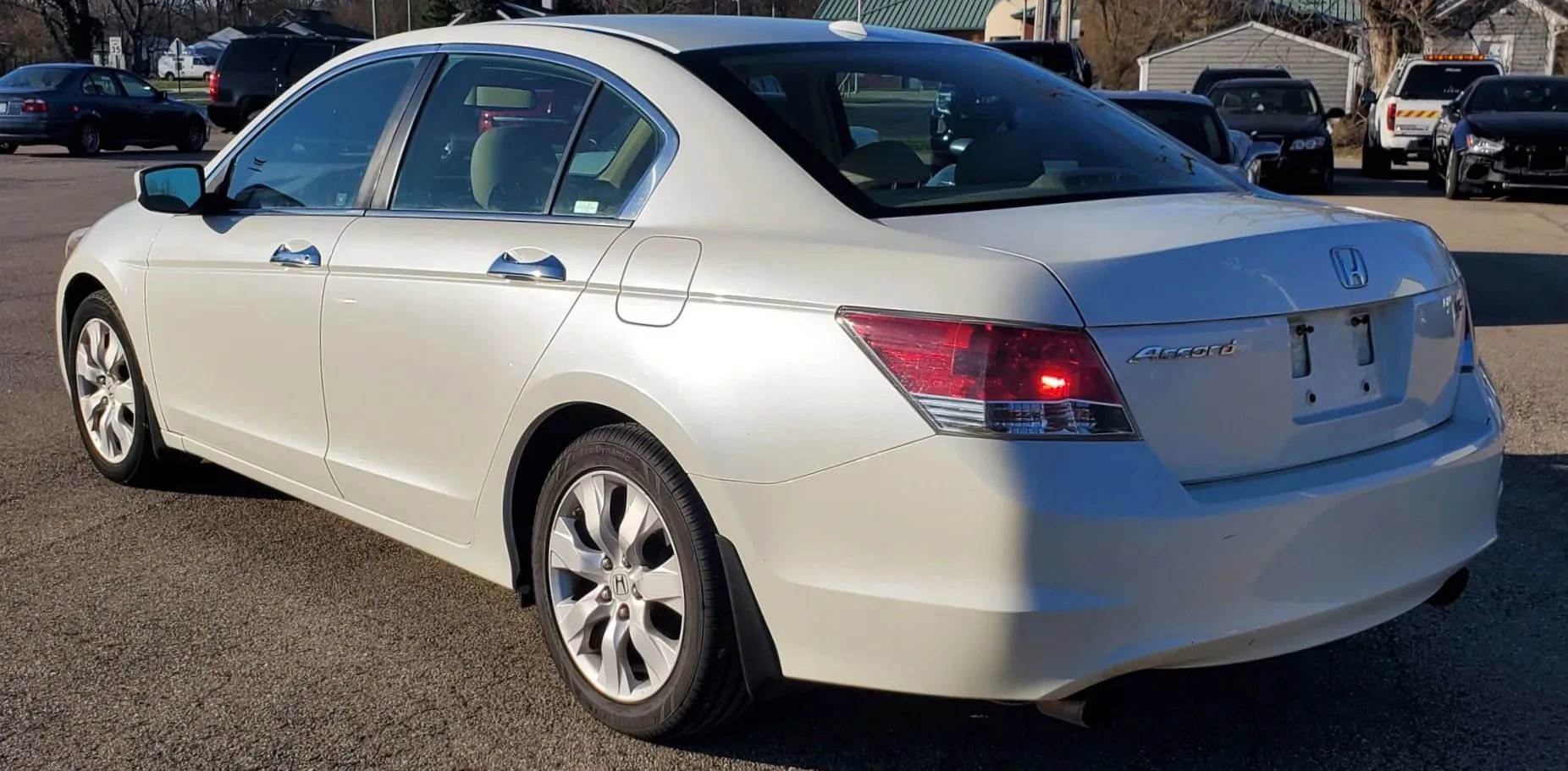 Used 2009 Honda Accord EX-L image 12