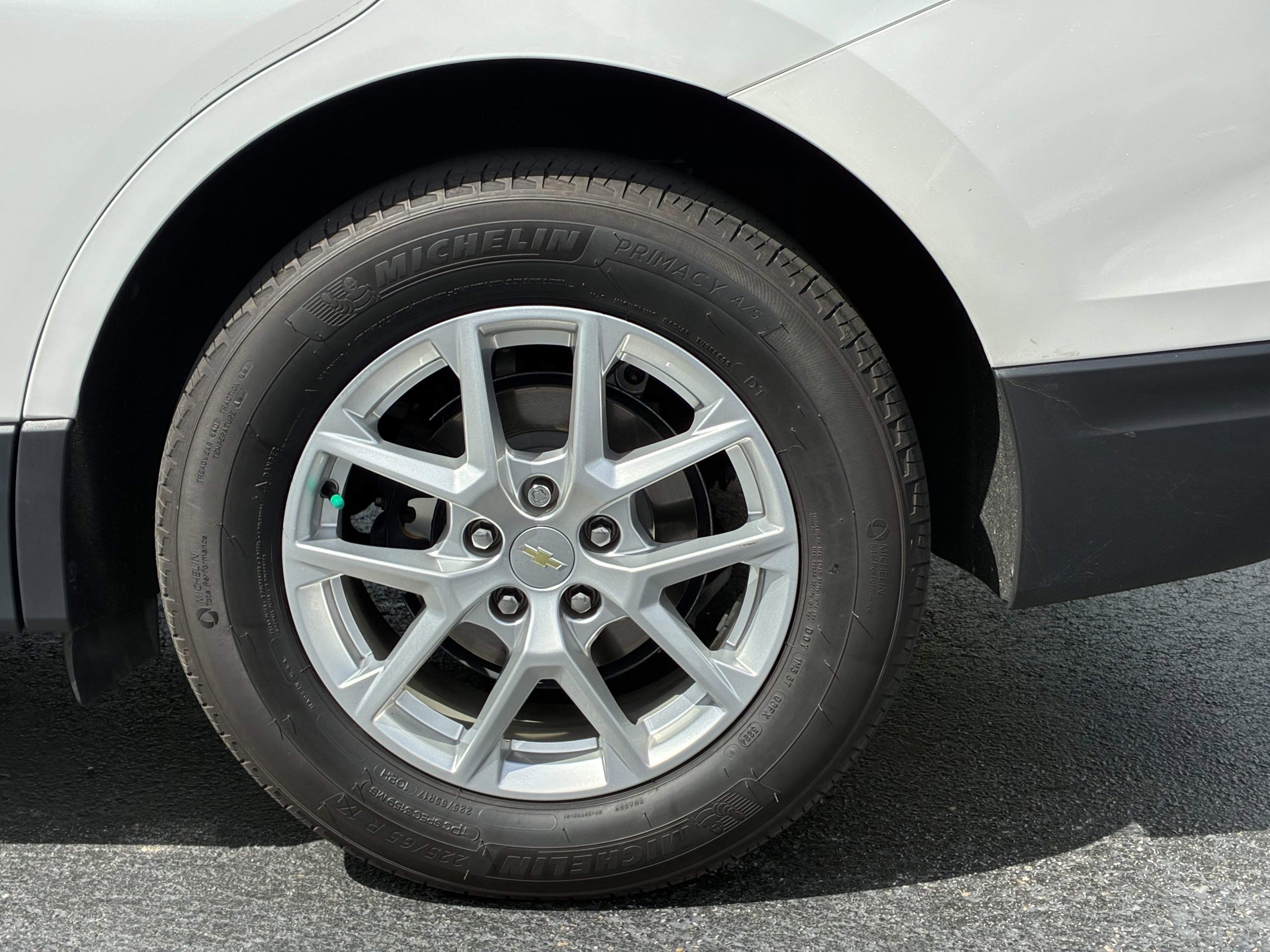Used 2022 Chevrolet Equinox LT FWD image 18